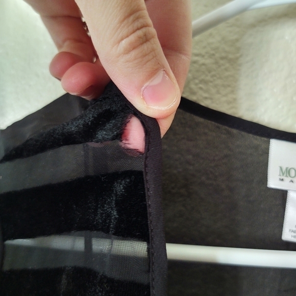 MOTHERHOOD Maternity Velvet Blouse - Picture 5 of 5